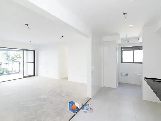 Apartamento com 31000m² 3 quartos e 4 banheiros, à venda, no bairro City América em São Paulo