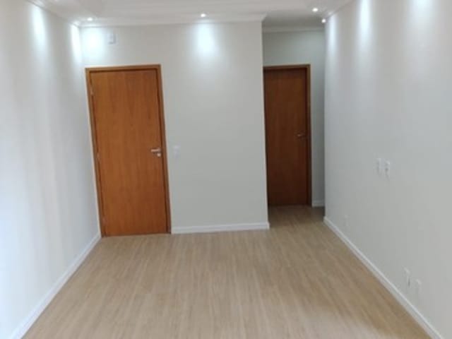 Apartamento 2 quartos e 1 banheiro, à venda, no bairro Parque São Cristóvão em Taubaté