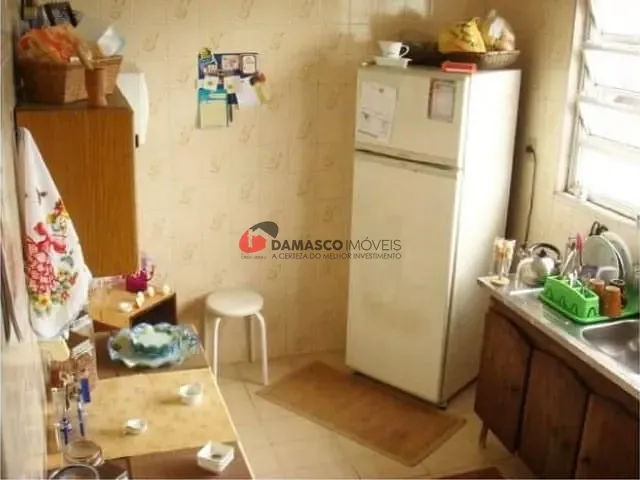 Apartamento 2 quartos e 1 banheiro, à venda, no bairro Vila Scarpelli em Santo André