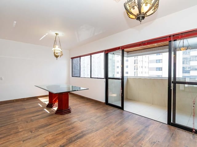 Apartamento 4 quartos e 4 banheiros, à venda, no bairro Bigorrilho em Curitiba