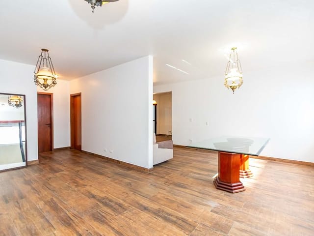 Apartamento 4 quartos e 4 banheiros, à venda, no bairro Bigorrilho em Curitiba