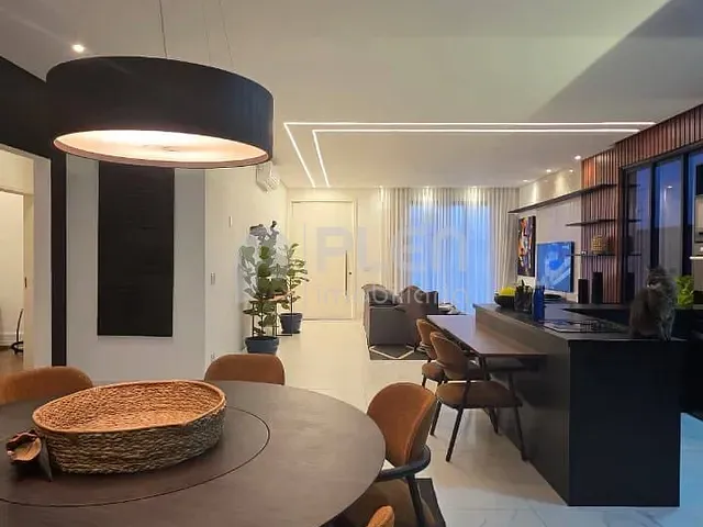 Casa com 280m² 3 quartos e 6 banheiros, à venda, no bairro Alphaville em Santana de Parnaíba