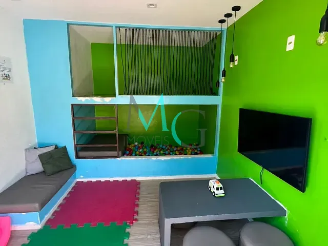 Apartamento 2 quartos e 1 banheiro, à venda, no bairro Guaratiba em Rio de Janeiro