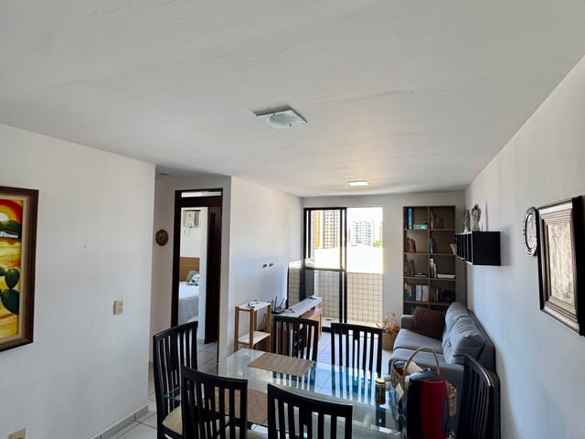 Apartamento 2 quartos e 2 banheiros, à venda, no bairro Manaíra em João Pessoa