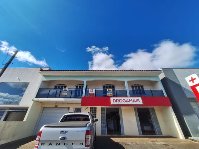Locação - Apartamento com 4 quartos (sendo 1 suíte), 3 vagas, Edícula, Churrasqueira, Terreno Amplo, 200 m² - Contorno, Ponta Grossa.
