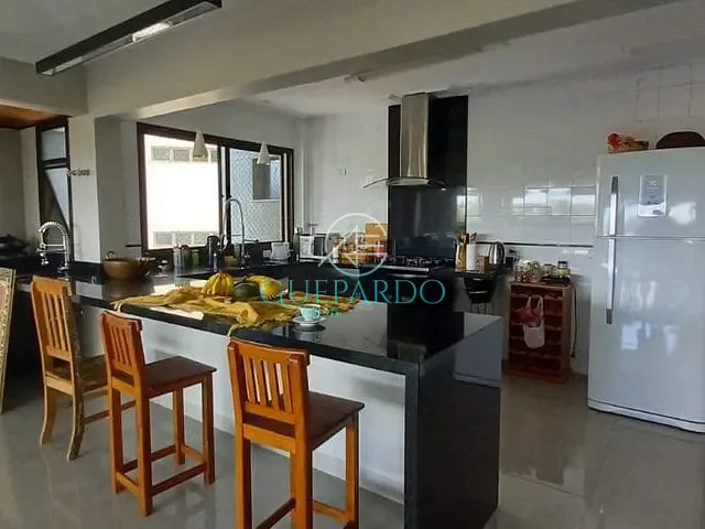Apartamento com 341m² 3 quartos e 3 banheiros, à venda, no bairro Jardim Londrilar em Londrina