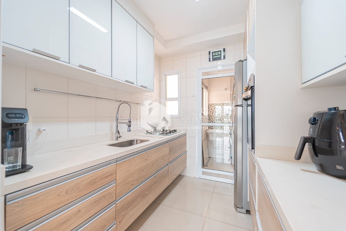 Apartamento à venda com 2 quartos, 80m² - Foto 13