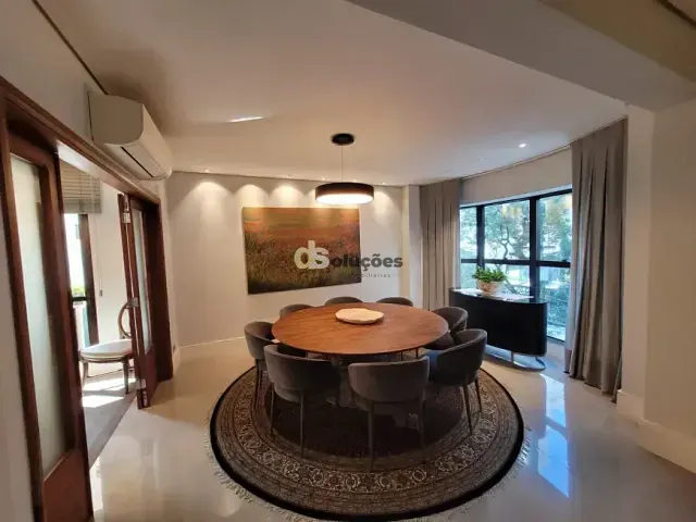 Apartamento 4 quartos e 6 banheiros, à venda, no bairro Moema em São Paulo