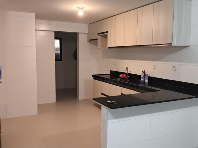 Apartamento 3 quartos e 2 banheiros, para alugar, no bairro Ipês em João Pessoa