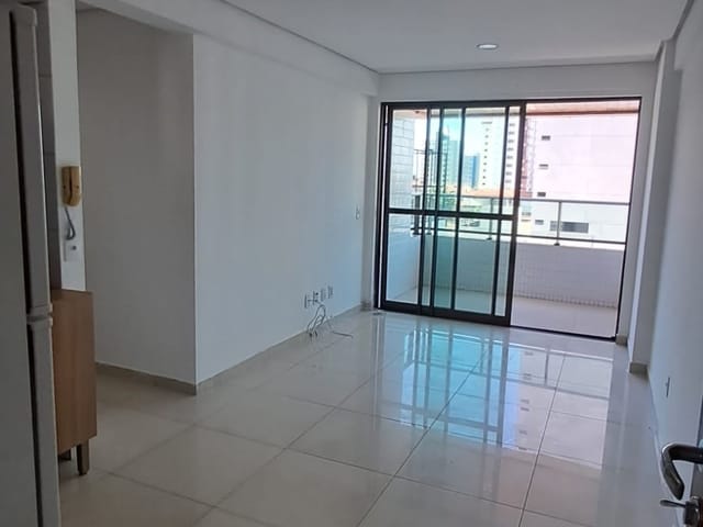 Apartamento 2 quartos e 2 banheiros, para alugar, no bairro Manaíra em João Pessoa