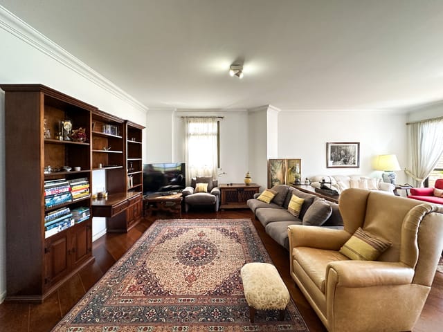 Foto do Apartamento - Apartamento tipo para venda em Alphaville Centro Industrial e Empresarial/Alphaville. com 5 quartos, sendo 5 suítes, 422m² | Lares e Andares Imóveis