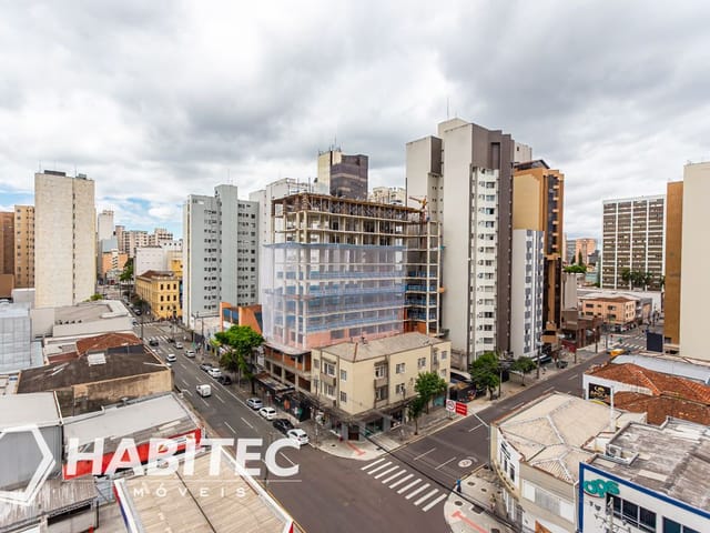 Apartamento 1 quarto e 1 banheiro, à venda, no bairro Centro em Curitiba