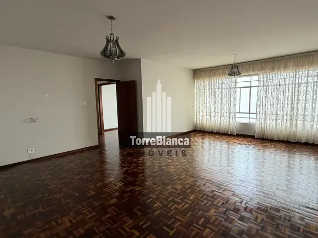 Apartamento com 174m² 3 quartos e 2 banheiros, à venda, no bairro Centro em Ponta Grossa
