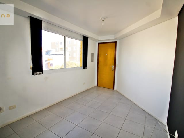 Apartamento 2 quartos e 1 banheiro, à venda, no bairro Portão em Curitiba