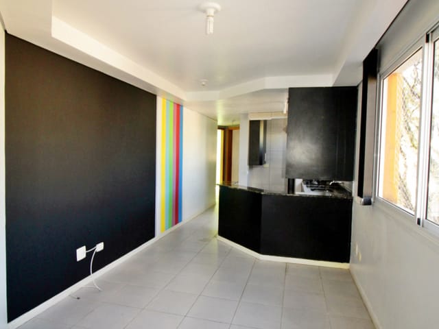 Apartamento 2 quartos e 1 banheiro, à venda, no bairro Portão em Curitiba