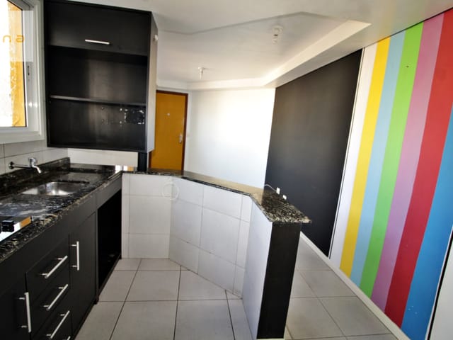 Apartamento 2 quartos e 1 banheiro, à venda, no bairro Portão em Curitiba