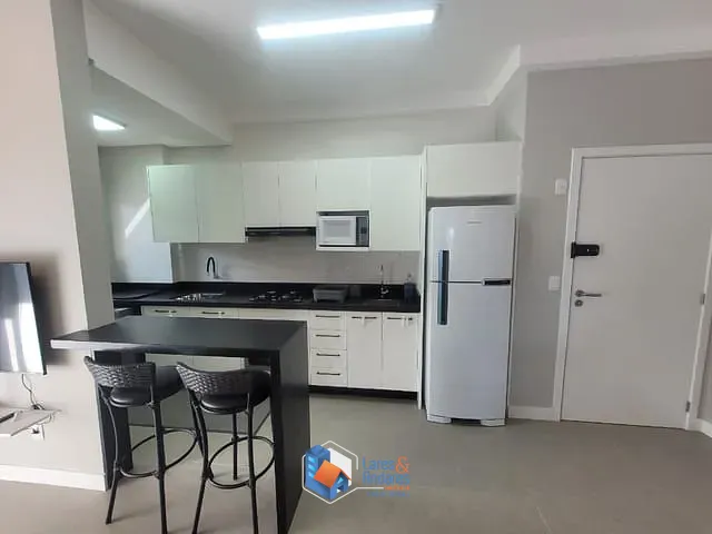 Apartamento com 106m² 2 quartos e 2 banheiros, à venda, no bairro Cachoeira do Bom Jesus em Florianópolis