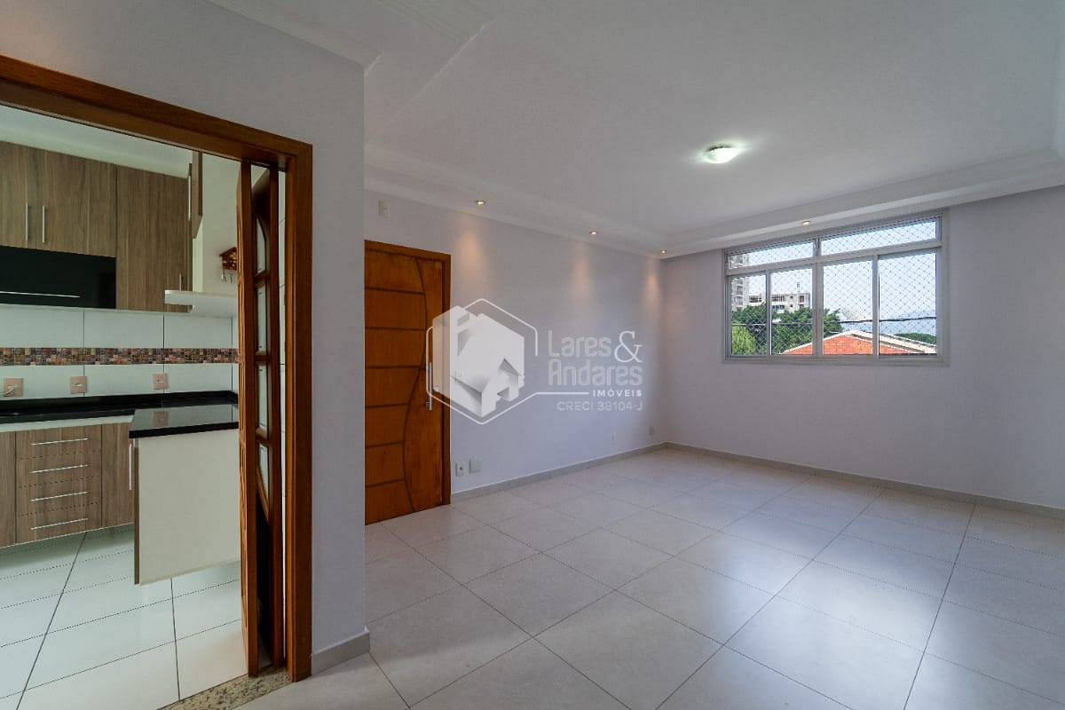 Apartamento à venda com 3 quartos, 77m² - Foto 3