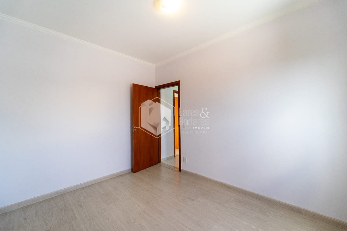 Apartamento à venda com 3 quartos, 77m² - Foto 19