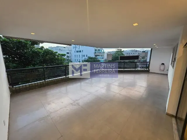 Apartamento com 117m² 2 quartos e 3 banheiros, à venda, no bairro Recreio dos Bandeirantes em Rio de Janeiro