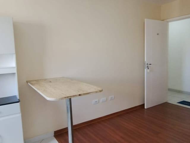 Apartamento 1 quarto e 1 banheiro, à venda, no bairro Portão em Curitiba