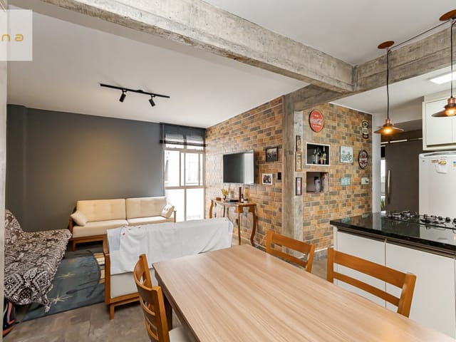 Apartamento 2 quartos e 2 banheiros, à venda, no bairro Portão em Curitiba