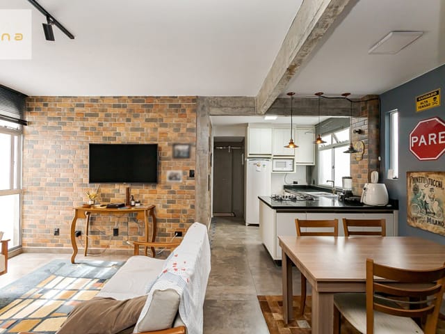 Apartamento 2 quartos e 2 banheiros, à venda, no bairro Portão em Curitiba