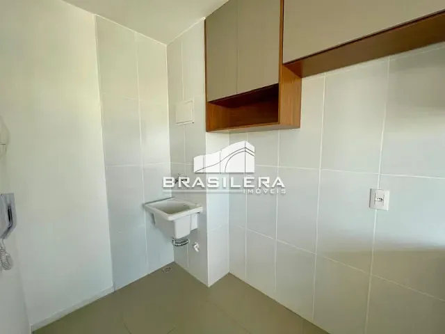 Apartamento 2 quartos e 2 banheiros, à venda, no bairro Setor Coimbra em Goiânia