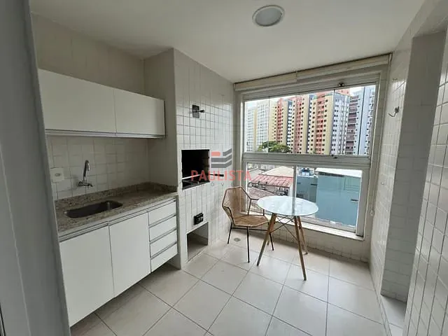 Apartamento 1 quarto e 1 banheiro, à venda, no bairro Saúde em São Paulo