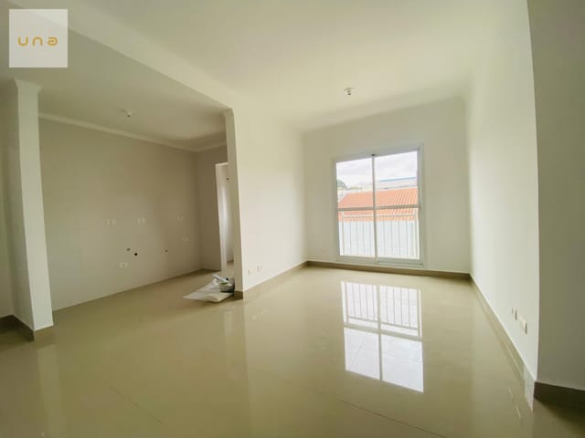Apartamento 2 quartos e 1 banheiro, à venda, no bairro Portão em Curitiba