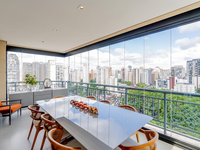 Apartamento com 275m² 4 quartos e 6 banheiros, à venda, no bairro Vila Olímpia em São Paulo
