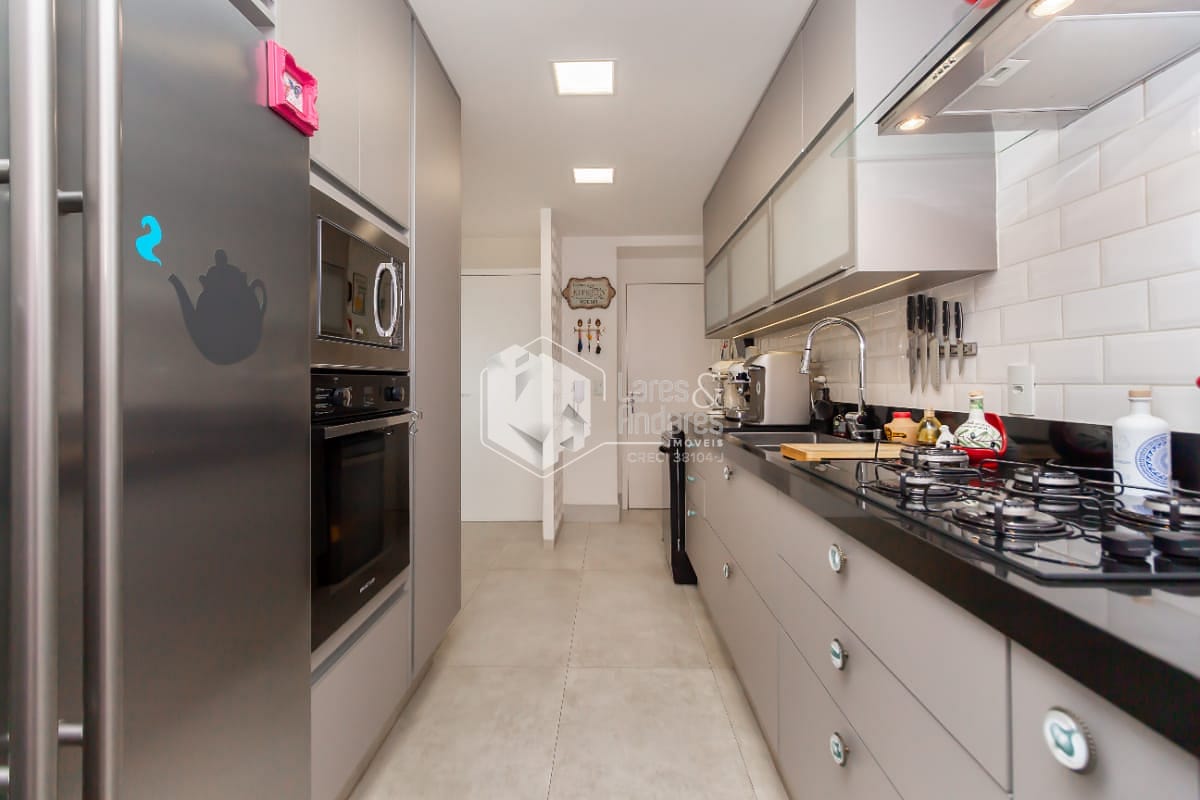 Apartamento à venda com 2 quartos, 95m² - Foto 15