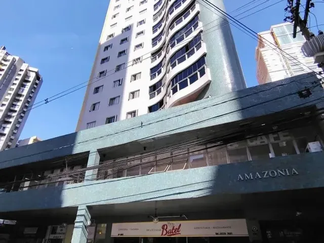 Apartamento 4 quartos e 4 banheiros, à venda, no bairro Batel em Curitiba