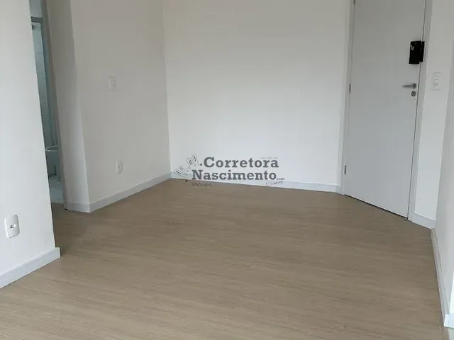 Apartamento 2 quartos e 1 banheiro, à venda, no bairro Parque Itamarati em Jacareí