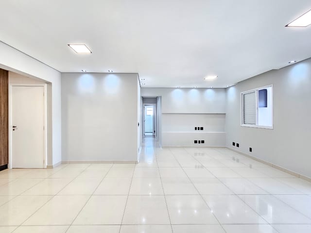 Foto do Apartamento - Apartamento tipo para venda em Jardim Tupanci com 3 quartos, sendo 1 suíte, 105m² | Lares e Andares Imóveis