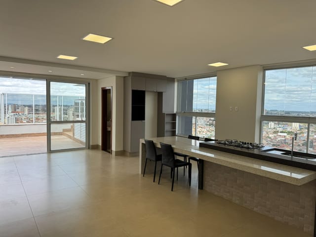 Foto do Apartamento - Apartamento tipo para venda em Estação com 3 quartos, sendo 2 suítes, 220m² | Lares e Andares Imóveis