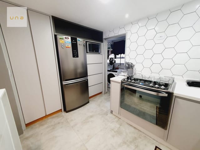 Apartamento 3 quartos e 4 banheiros, à venda, no bairro Água Verde em Curitiba