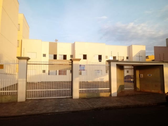 Foto do Apartamento - Apartamento com 2 dormitórios à venda, 50 m² por R$ 155.000,00 - Universitário - Uberaba/MG | ZUCATO IMOBILIARIA LTDA