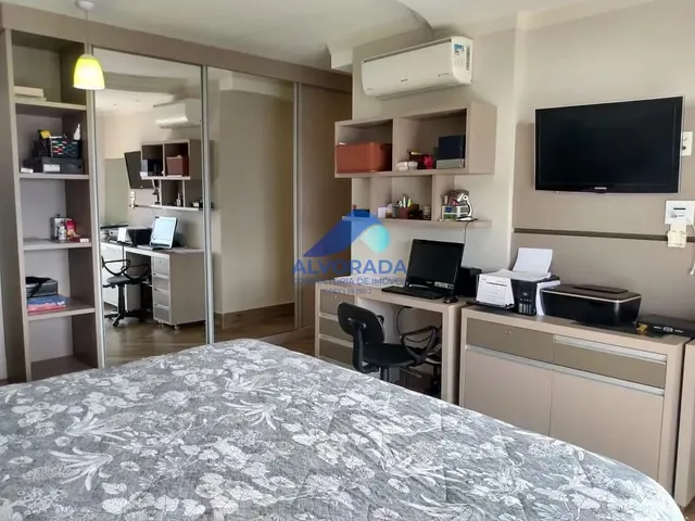 Apartamento com 245m² 4 quartos e 1 banheiro, à venda, no bairro Jardim das Colinas em São José Dos Campos