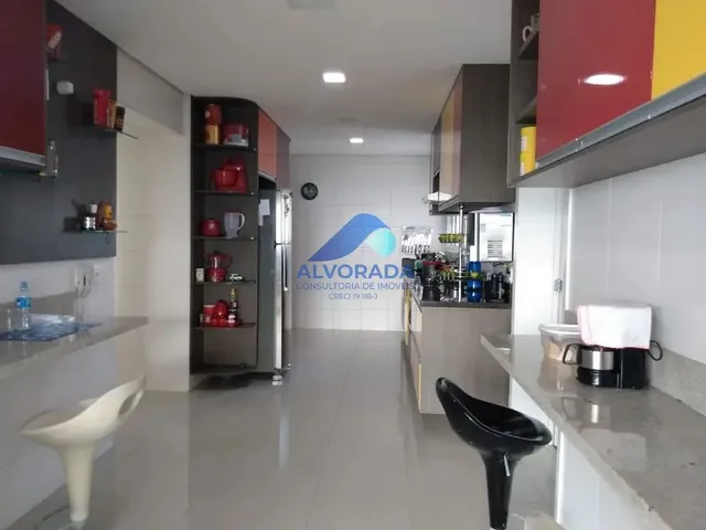 Apartamento com 245m² 4 quartos e 1 banheiro, à venda, no bairro Jardim das Colinas em São José Dos Campos