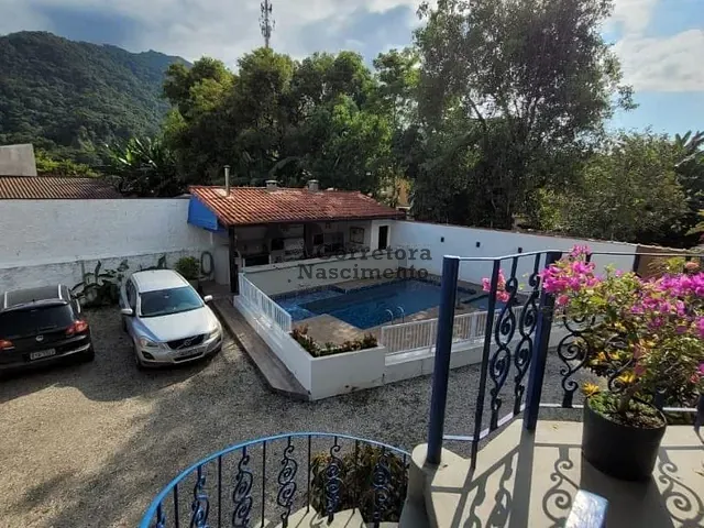 Apartamento com 172m² 3 quartos e 1 banheiro, à venda, no bairro Lázaro (Praia Domingos Dias) em Ubatuba