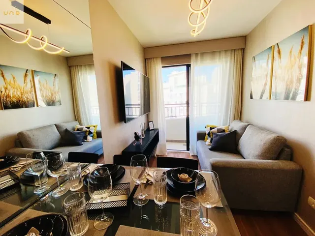Apartamento 2 quartos e 1 banheiro, à venda, no bairro Portão em Curitiba