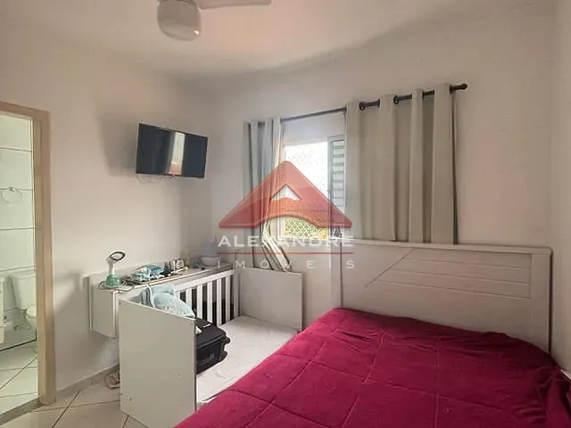 Apartamento 2 quartos e 1 banheiro, à venda, no bairro Vila Industrial em São José dos Campos