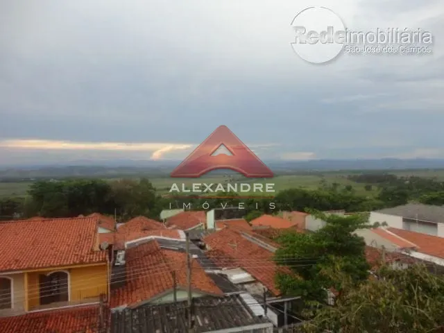 Apartamento 2 quartos e 1 banheiro, à venda, no bairro Vila Industrial em São José dos Campos