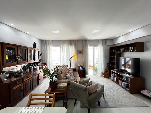 Foto do Apartamento - Apartamento tipo para venda em Vila Gumercindo com 3 quartos, sendo 3 suítes, 109m² | Lares e Andares Imóveis