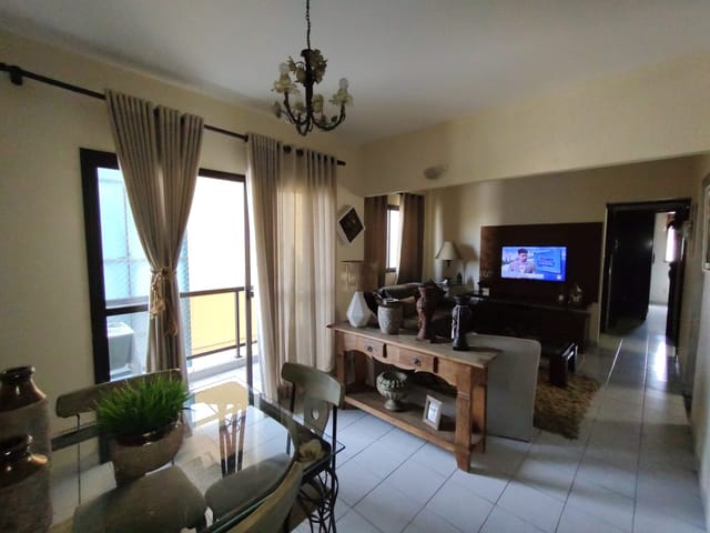 Apartamento com 94m² 2 quartos e 2 banheiros, à venda, no bairro Centro em Taubaté