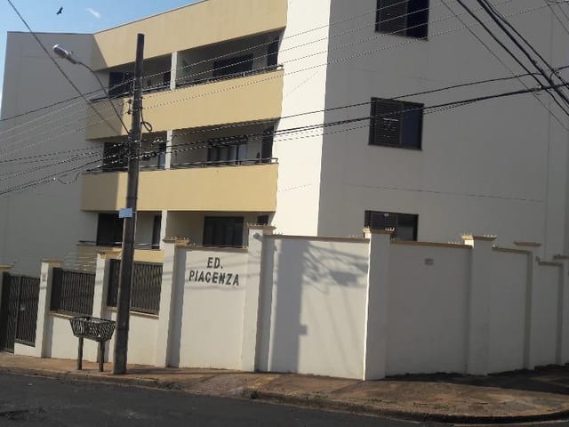 Foto do Apartamento - Apartamento com 3 dormitórios à venda, 90 m² por R$ 250.000,00 - Vila Maria Helena - Uberaba/MG | ZUCATO IMOBILIARIA LTDA