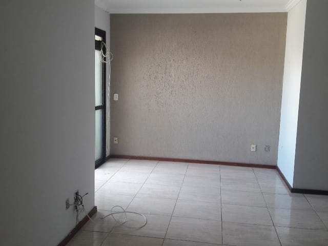 Foto do Apartamento - Apartamento com 3 dormitórios à venda, 90 m² por R$ 250.000,00 - Vila Maria Helena - Uberaba/MG | ZUCATO IMOBILIARIA LTDA