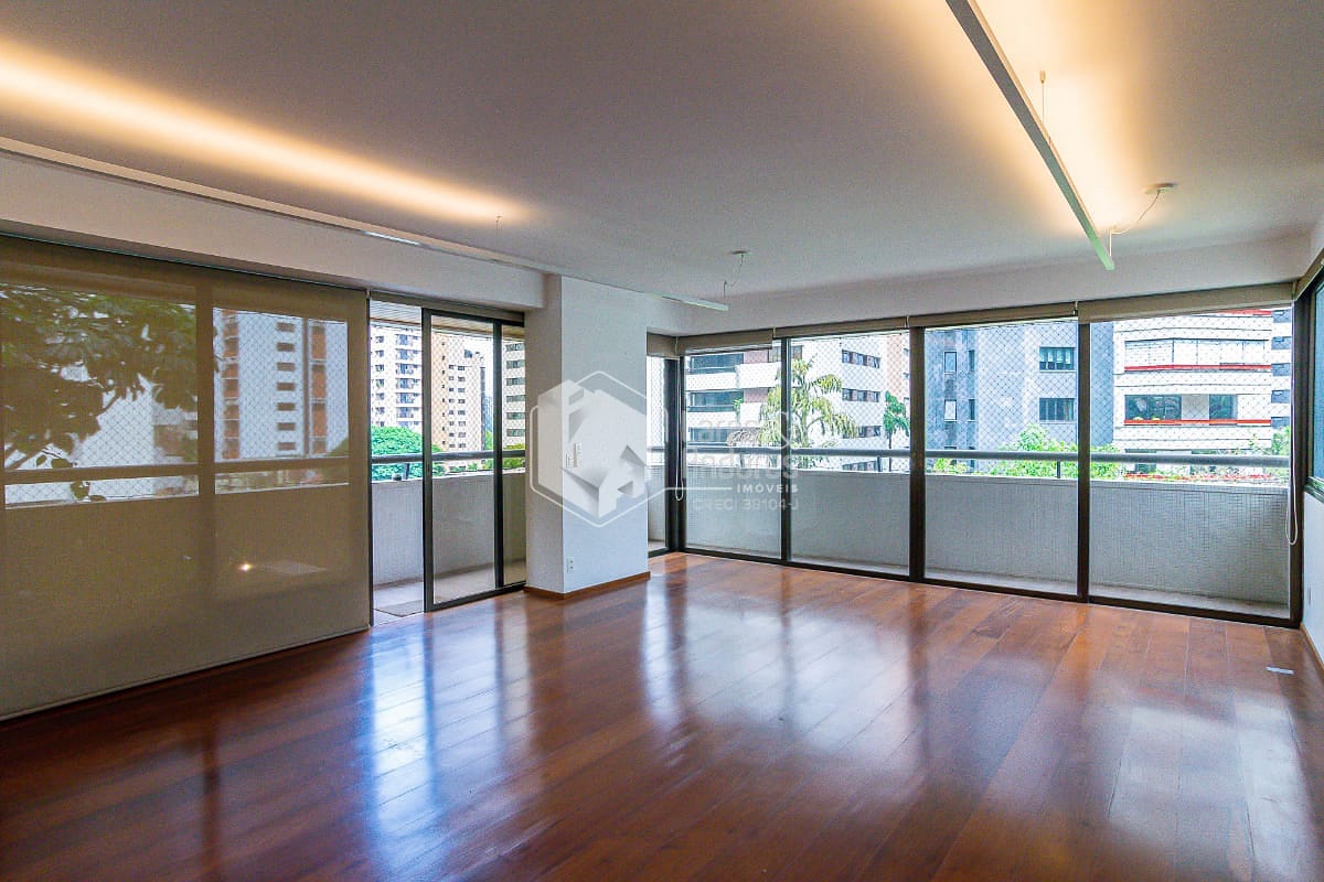Apartamento, 3 quartos, 287 m² - Foto 1