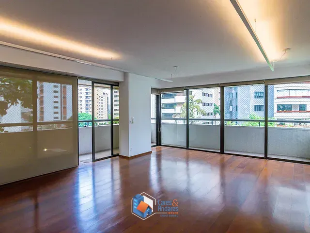 Apartamento com 287m² 3 quartos e 5 banheiros, à venda, no bairro Aclimação em São Paulo